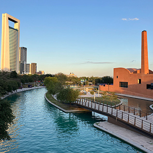 parque fundidora lago santa lucia